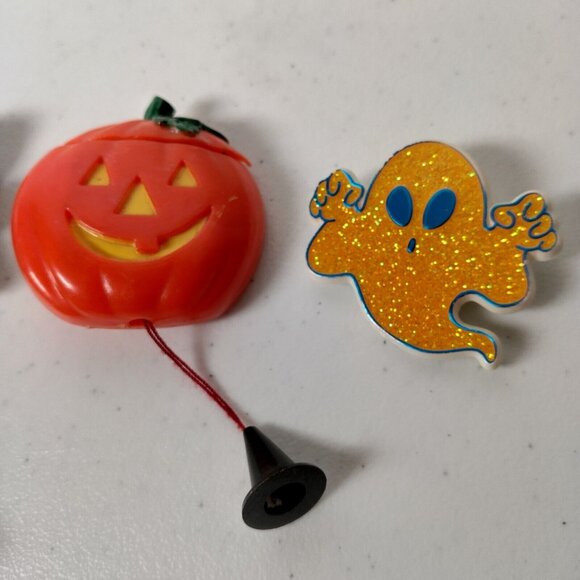 Vintage Holiday Pin Pinback Brooch Lot of 8 Halloween Christmas Easter Witch - Picture 7 of 16